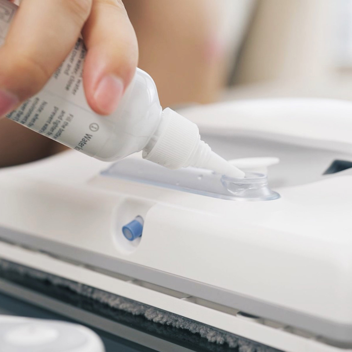 H000001_HUTT-W8_PB__1200 x 1200_05.jpg